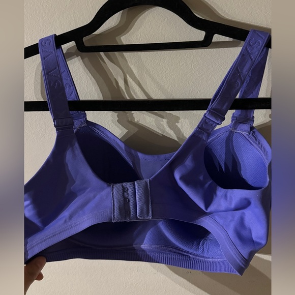 VSX 36C Sports Bra - Picture 4 of 5